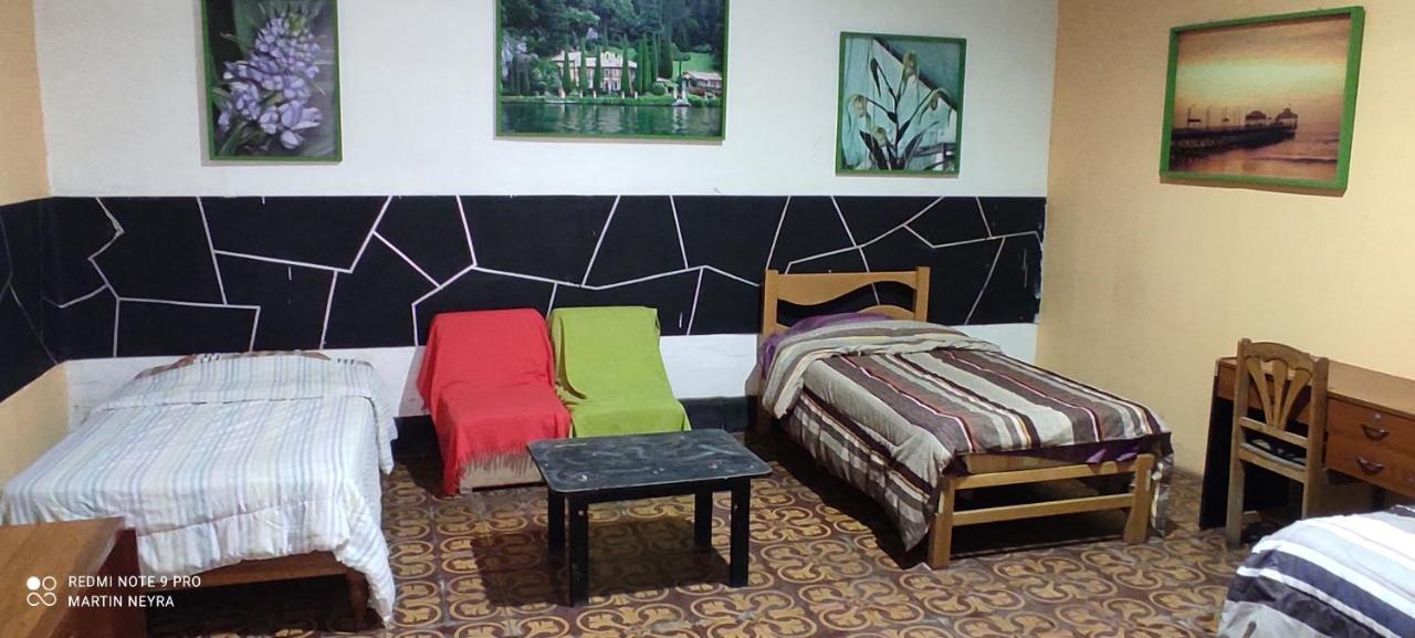 Garden Guest House Trujillo Bagian luar foto