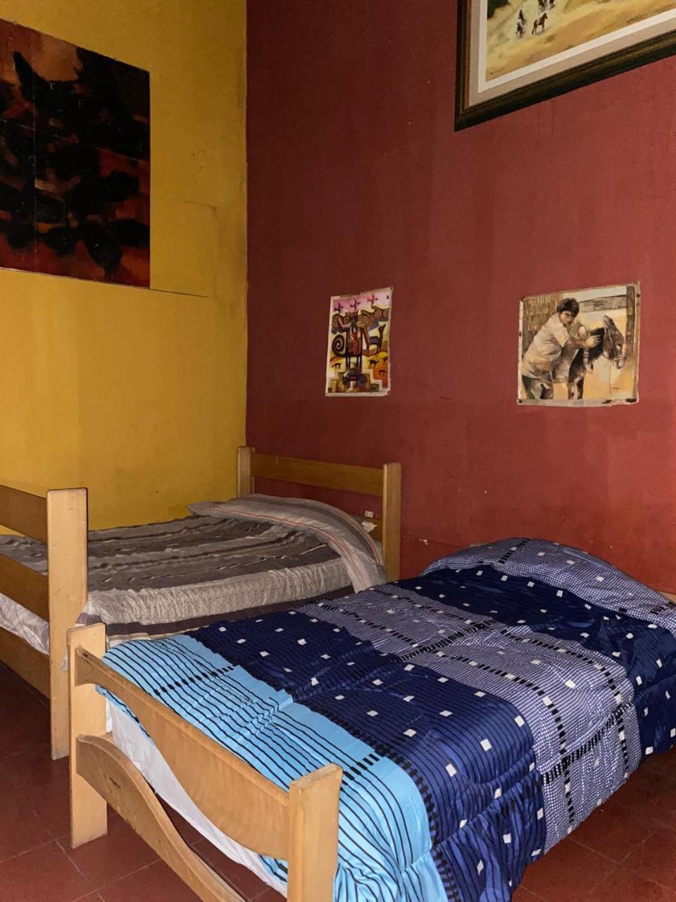 Garden Guest House Trujillo Bagian luar foto
